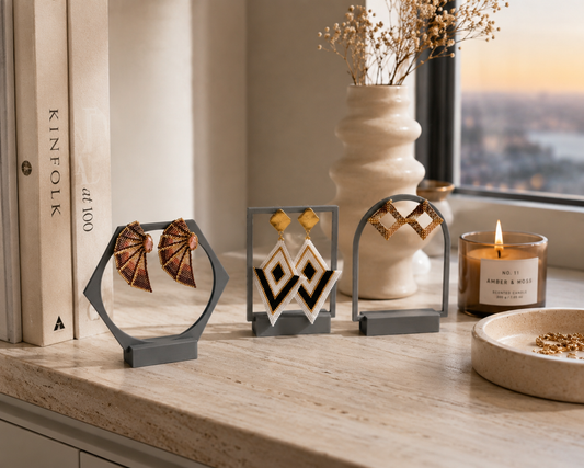 Minimalist Trio: 3'lü Dekoratif Takı ve Küpe Standı Seti